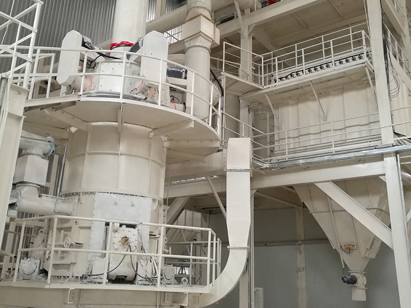 �R�ݳ���(x��)̼���}��ĥ���a(ch��n)��